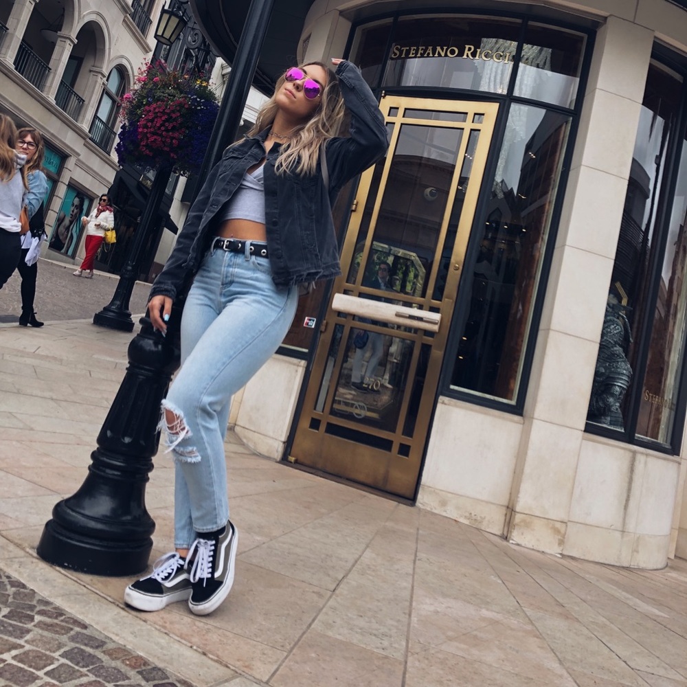 Brandy Melville Mom Jeans